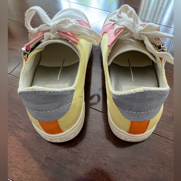 EUC - Dolce Vita Zaire Pink Patchwork Sneaker Womans Size 6 - Picture 5 of 8